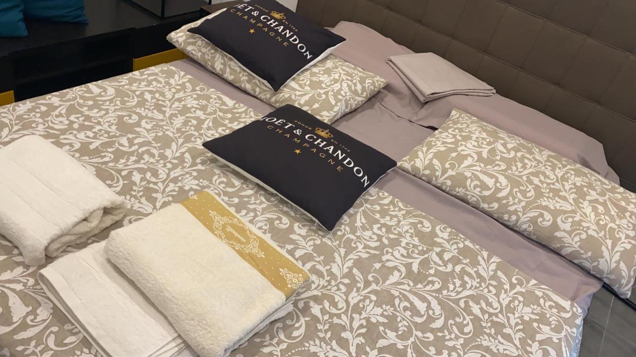 Decoluxe !Apartamento Con 1 Camera Da Letto , In Zona San Paolo , Via Martiniana Τορίνο Εξωτερικό φωτογραφία