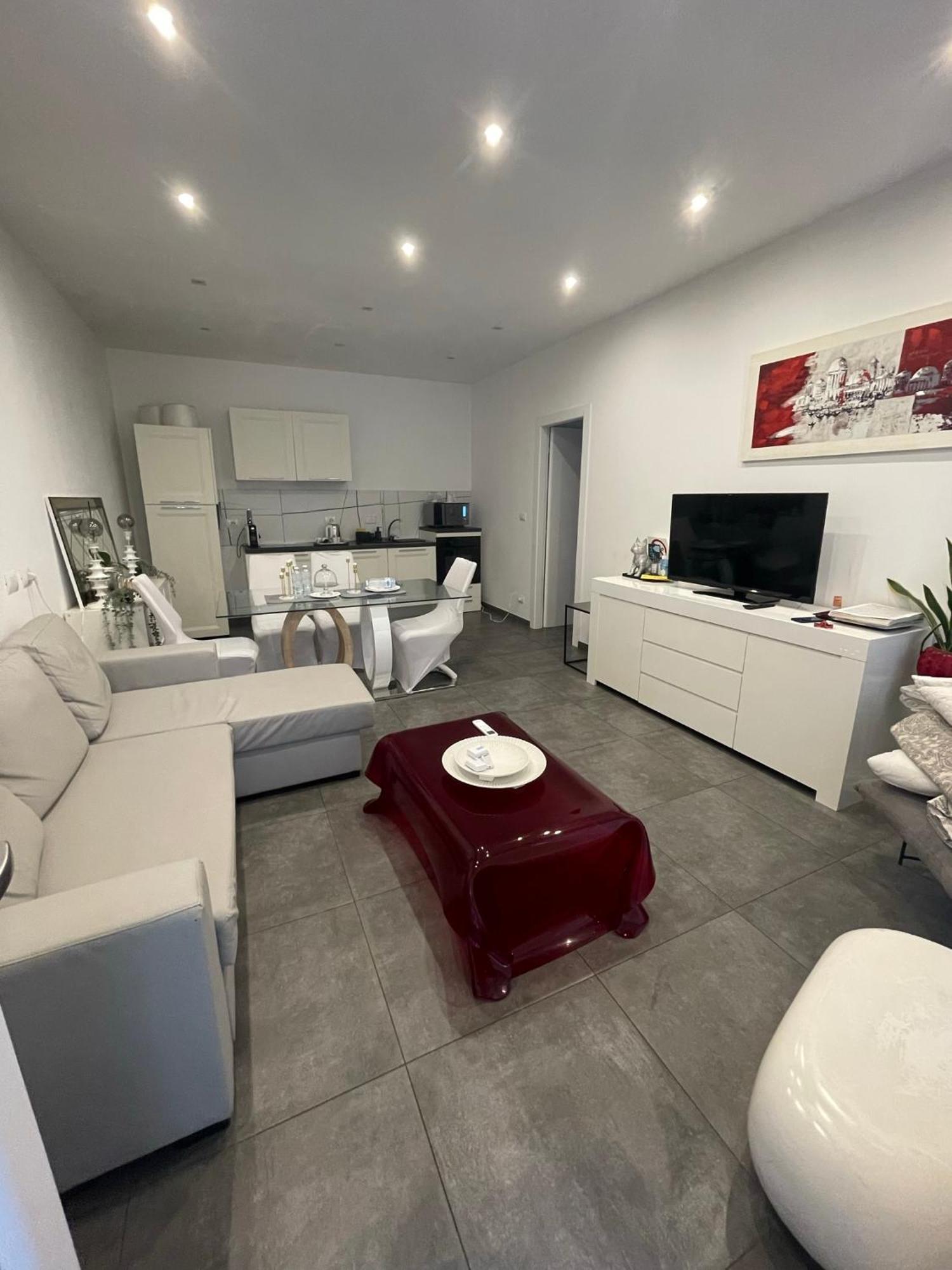 Decoluxe !Apartamento Con 1 Camera Da Letto , In Zona San Paolo , Via Martiniana Τορίνο Εξωτερικό φωτογραφία